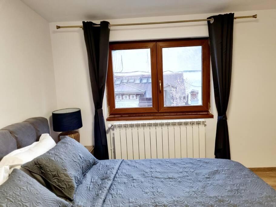 Cozy Apartment Near City Center Бухарест Екстер'єр фото