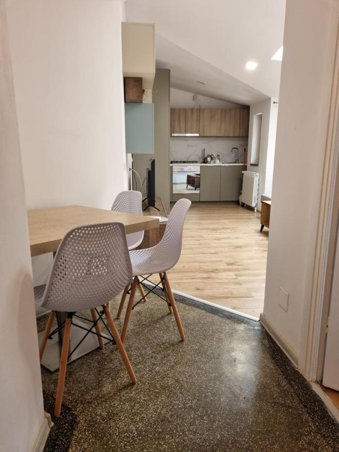 Cozy Apartment Near City Center Бухарест Екстер'єр фото